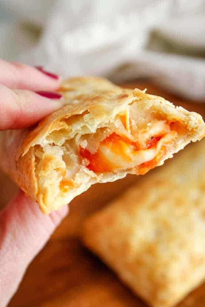 how long to air fry hot pockets How long do you air fry big and bold hot pockets?