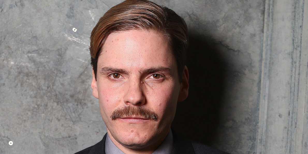 how long to grow a mustache How to make your mustache grow