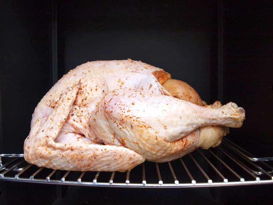 how long to smoke a turkey at 250 How long to smoke a 20 pound turkey, and other tips