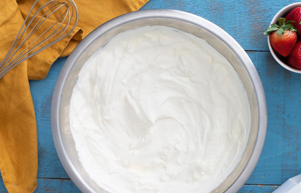 how to make whipped cream with half and half Homemade whipped cream recipe with heavy cream