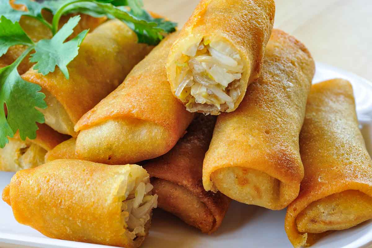 how long to cook egg rolls in air fryer How long to cook frozen egg rolls in air fryer [detailed guide]