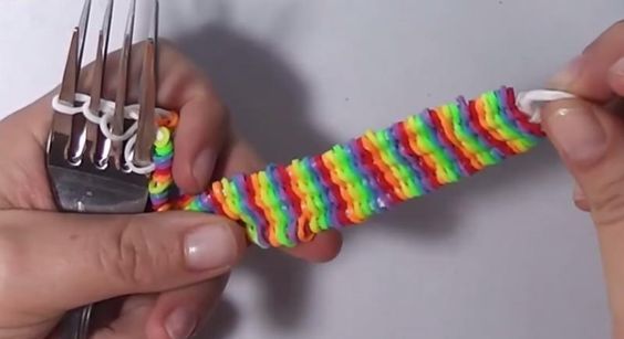 loom bands how to make bracelets Loom band bracelets from cff store! get the bands here: http://www