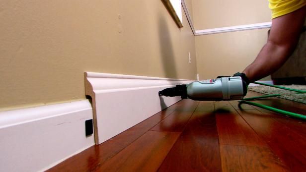 how to remove baseboard molding Remove trim baseboard baseboards puller without damaging caulk walls cut easily need through old get sawdustgirl hammer behind