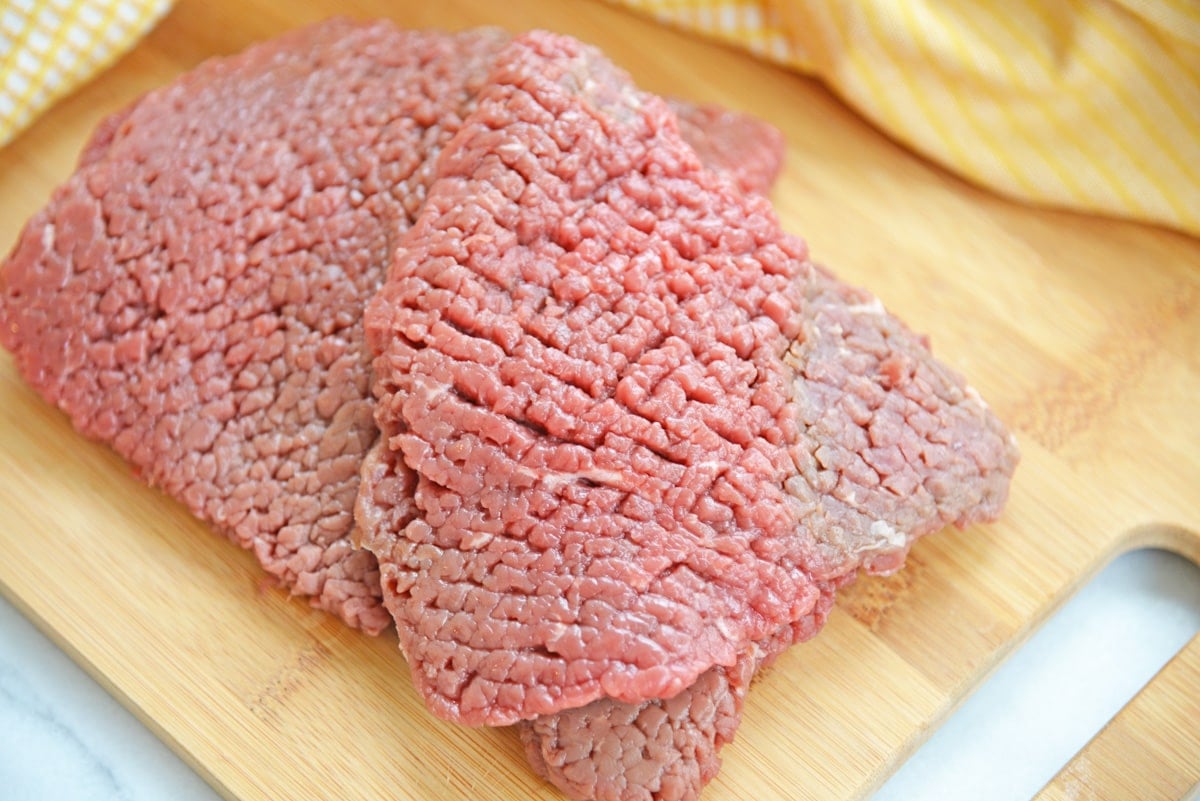 Quick and EASY Cube Steak Recipe - Ready in 30 Minutes!