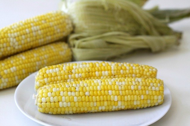 how long to cook corn in foil in oven How to cook corn on the cob on the grill?