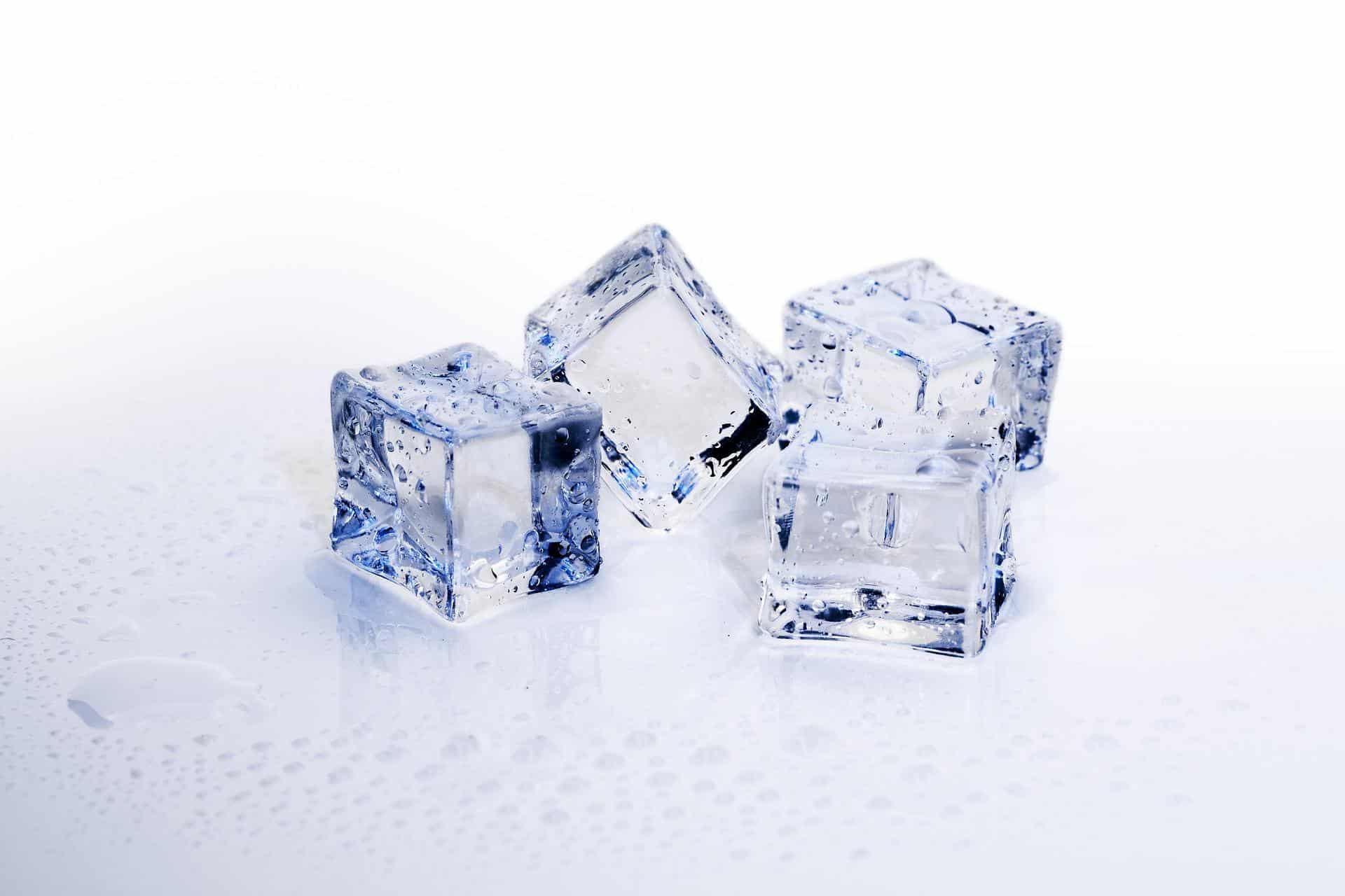 how long does it take ice cubes to freeze How long does ice cubes take to freeze