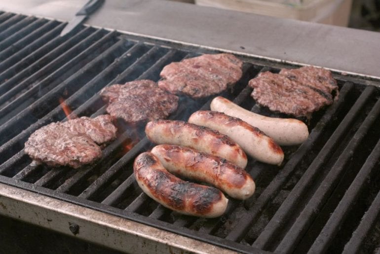 How Do You Know When Brats Are Done? - My Backyard Life