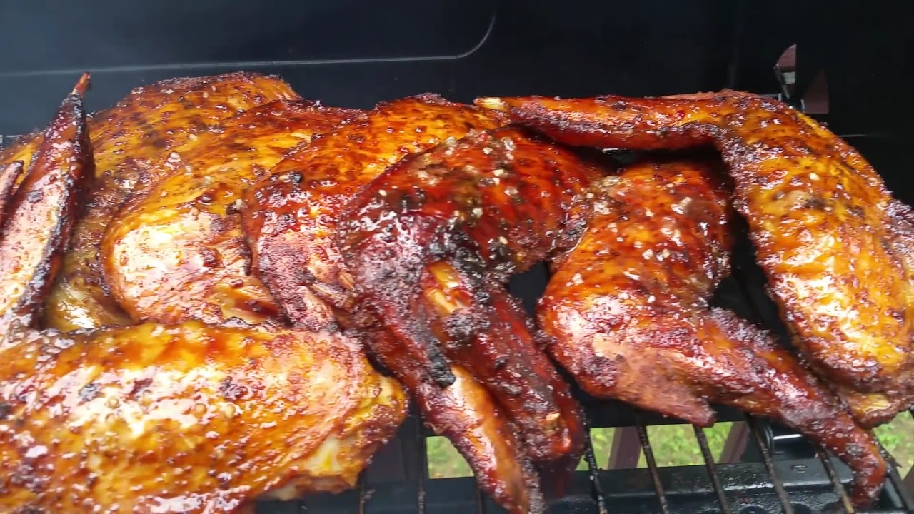 how to cook smoked turkey wings Smothered turkey wings