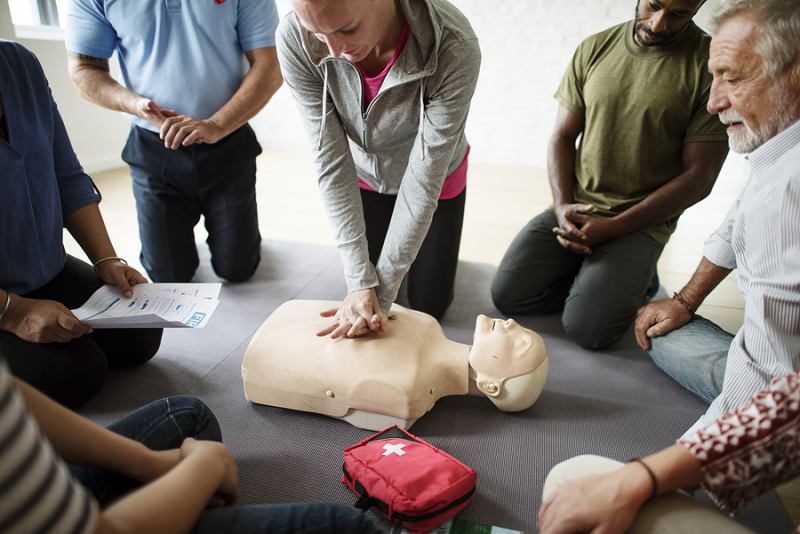 how long does it take to get cpr certified Warning signs of a heart attack