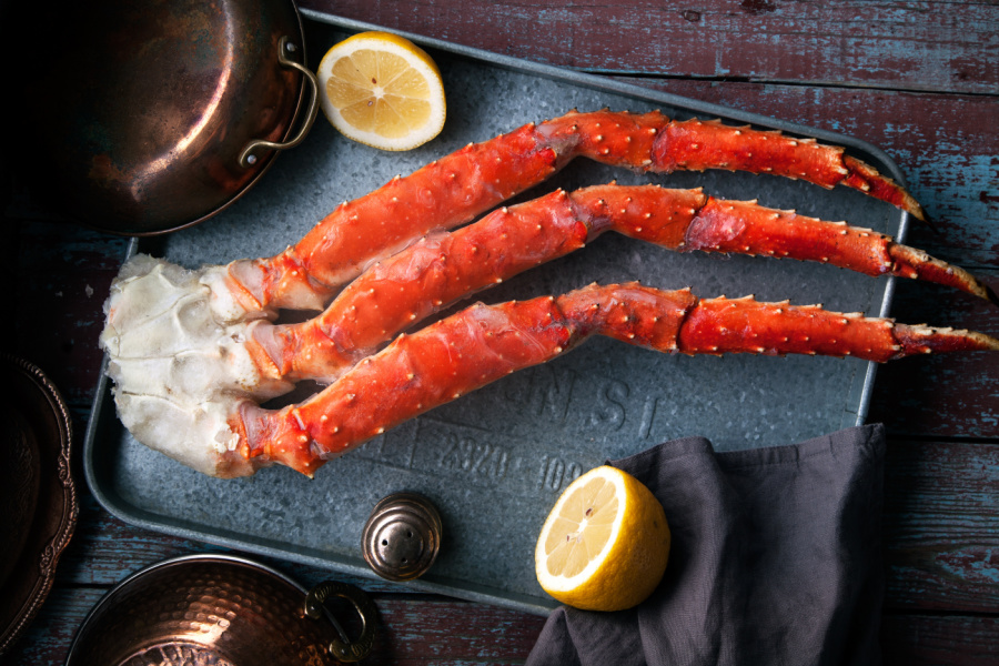 how to cook frozen king crab legs Cooked snow crabs