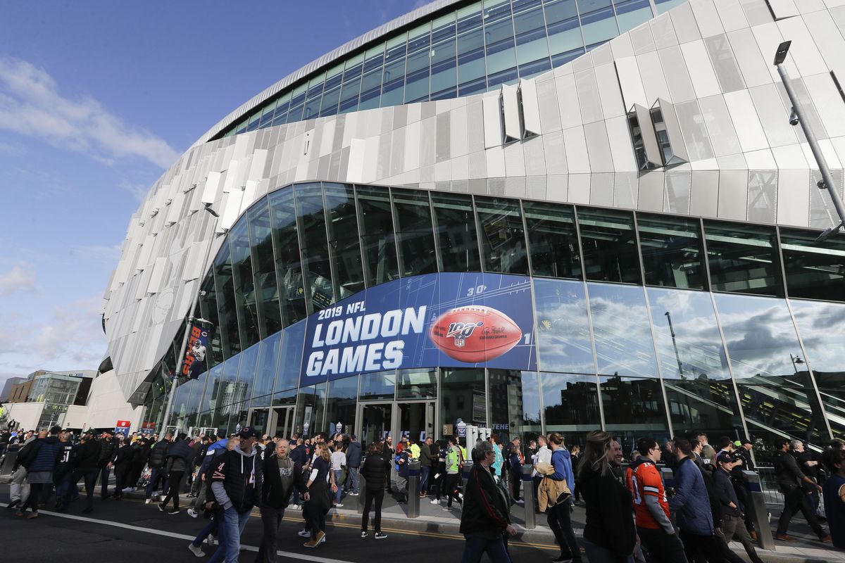 how to watch nfl game in london What it's like to attend an nfl game in london