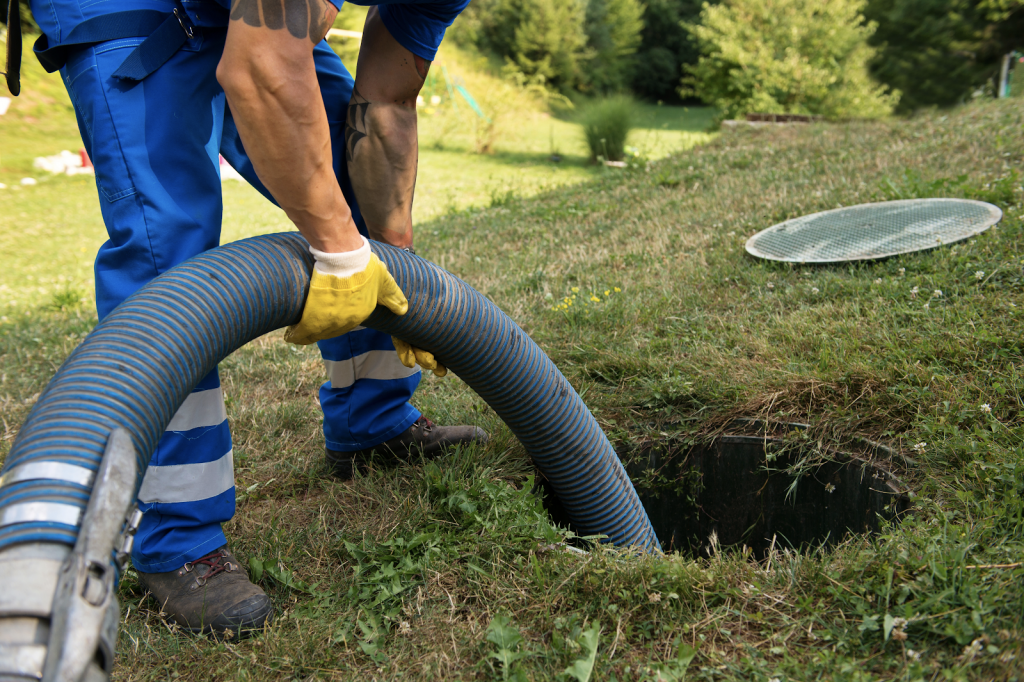 how to check septic tank is full Septic tank tanks